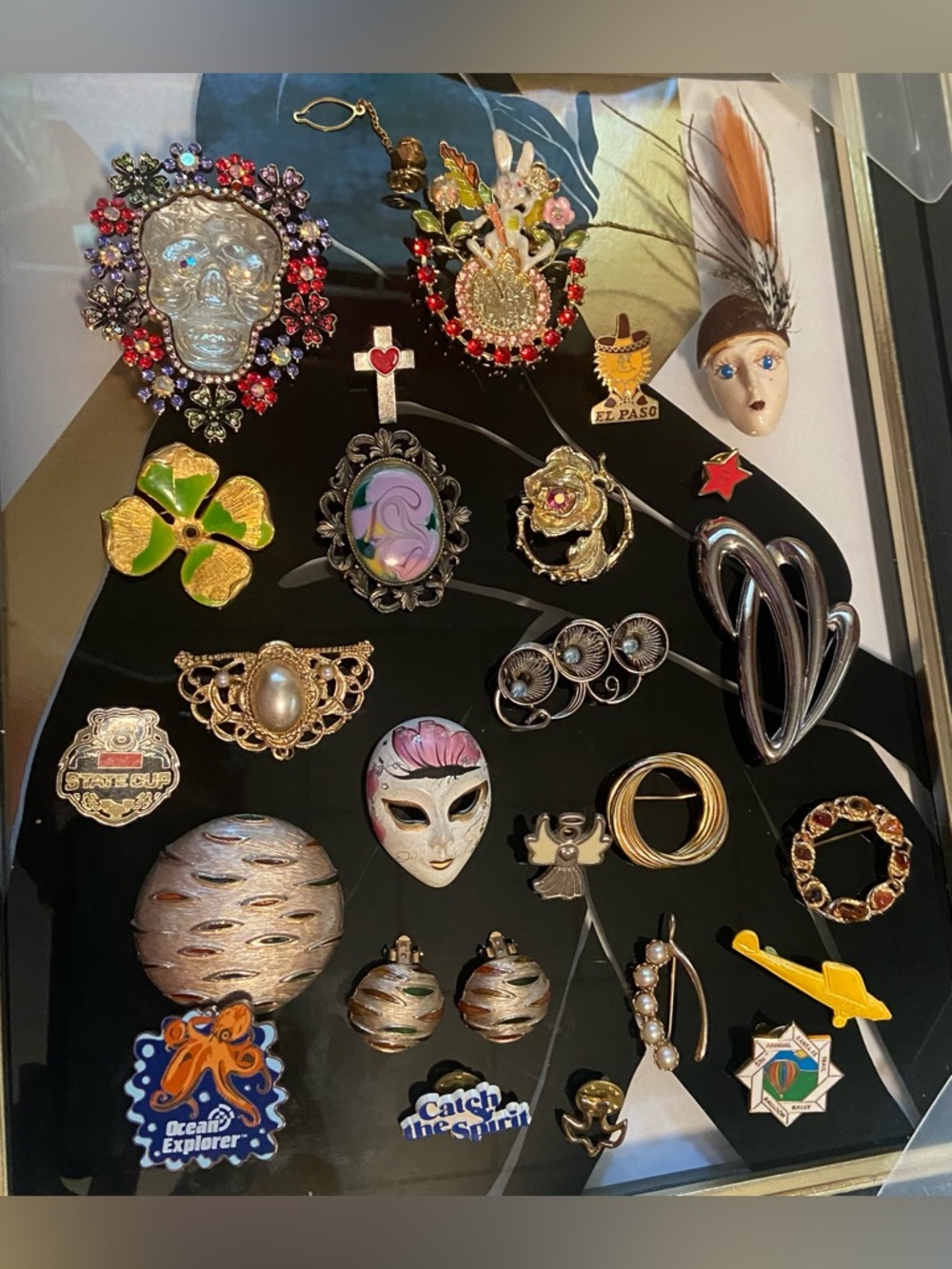 27 Assorted Women’s Jewelry Brooch / Pin Lot-Vintage #11